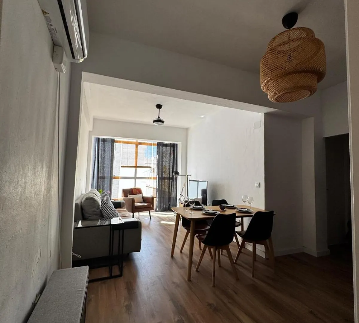 Apartamento De 2 Dormitorios Cerca Del Paseo Maritimo Rota Lägenhet
