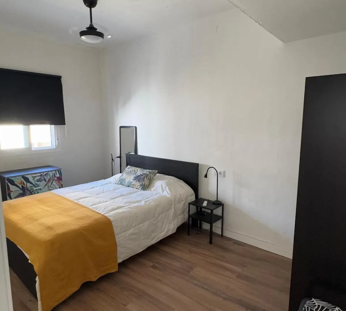 Apartamento De 2 Dormitorios Cerca Del Paseo Maritimo Rota